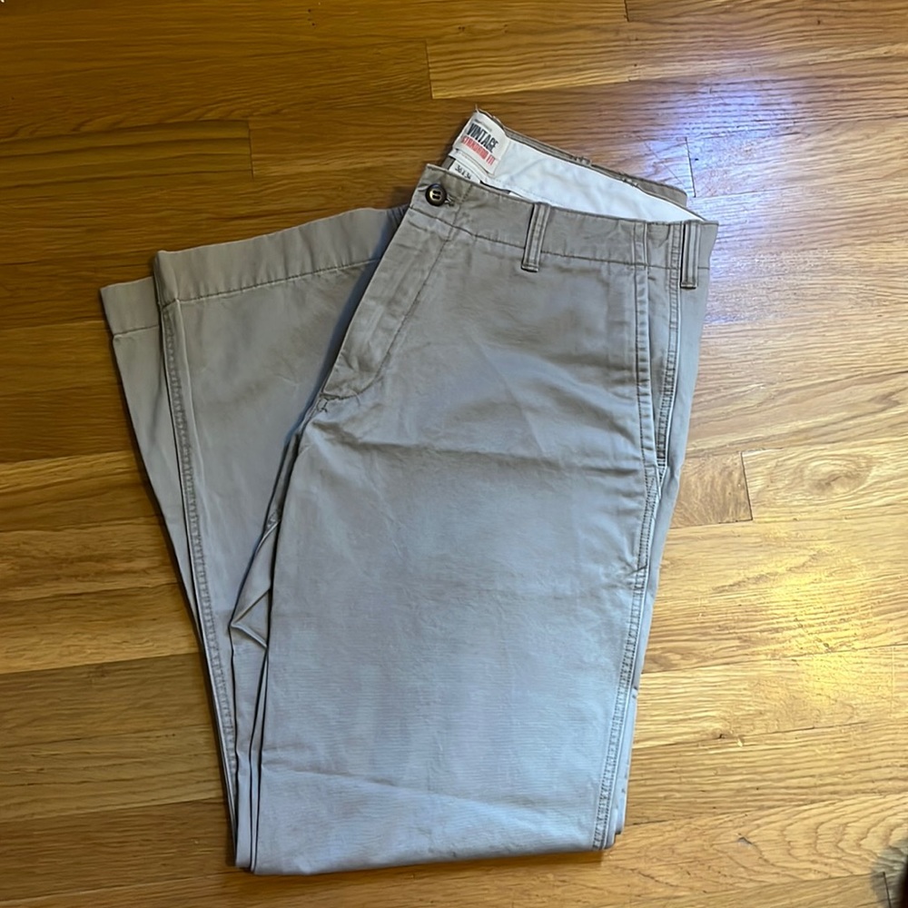 Men’s Gap Khakis standard fit 36x34